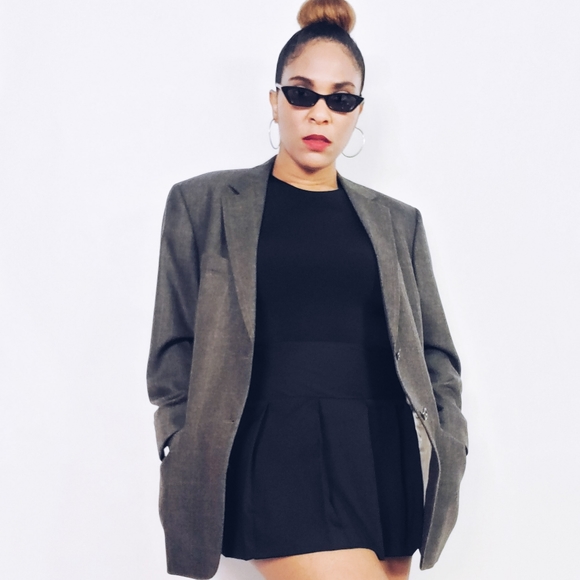 Bill Blass Blazer - Picture 3 of 10